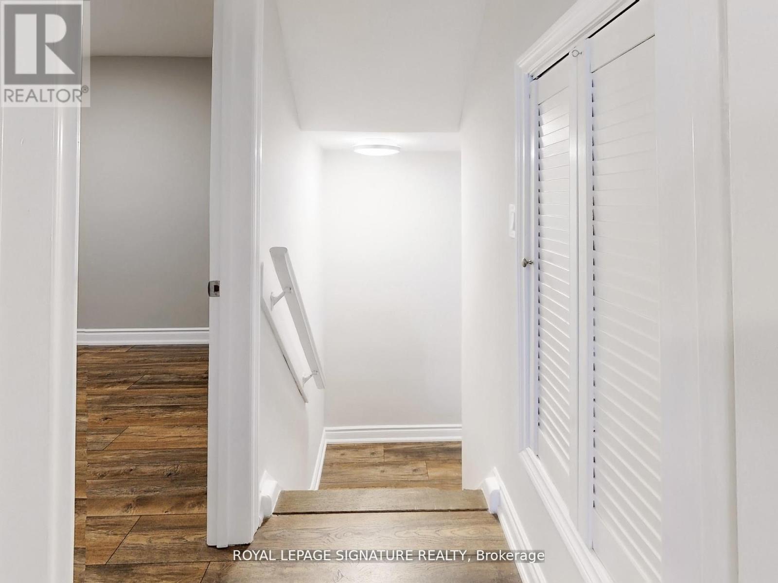 Photo 48 of 1821 Christopher Road, Mississauga ON