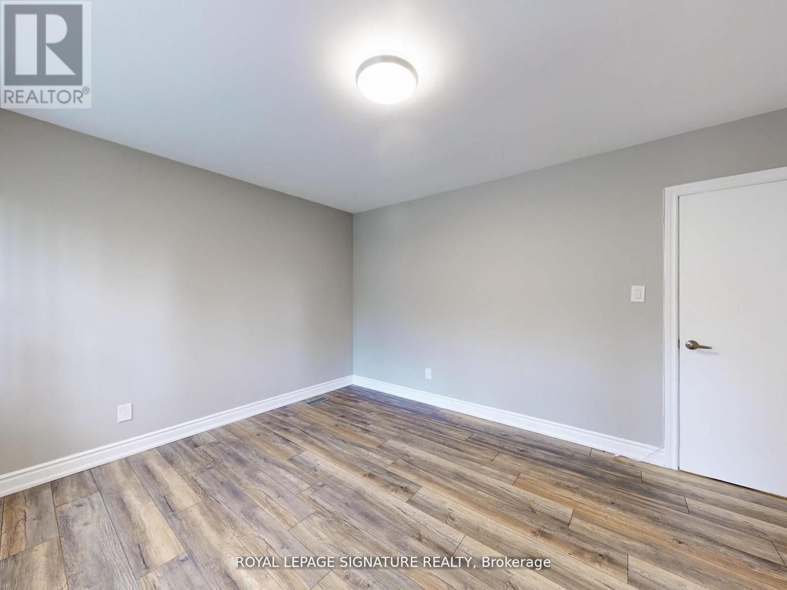 Photo 47 of 1821 Christopher Road, Mississauga ON