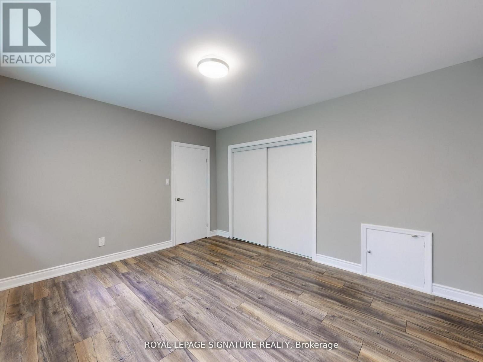 Photo 45 of 1821 Christopher Road, Mississauga ON