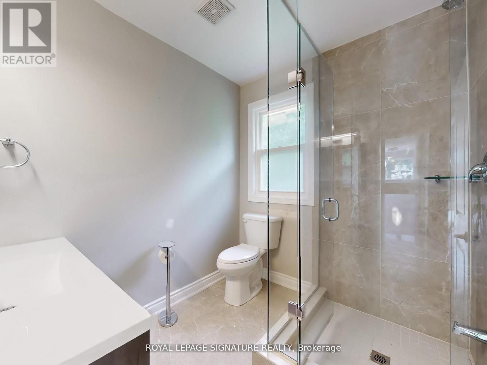 Photo 14 of 1821 Christopher Road, Mississauga ON