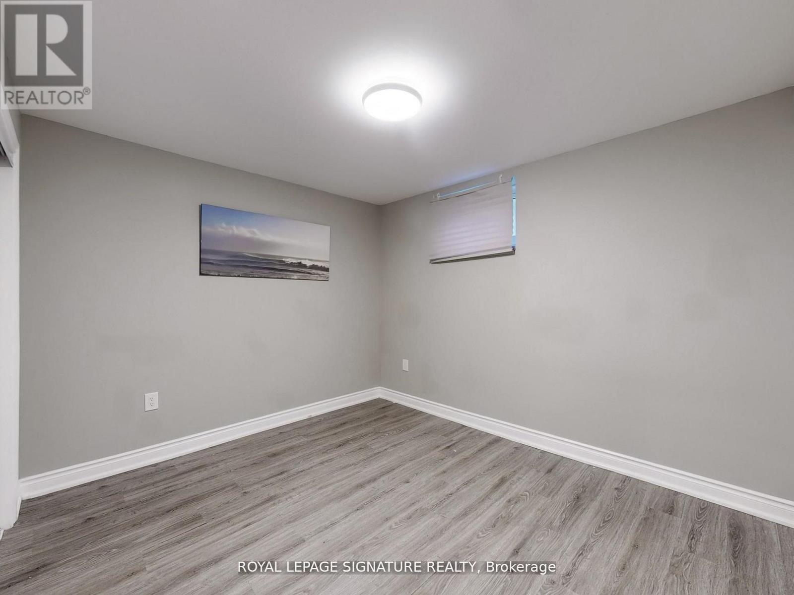 Photo 36 of 1821 Christopher Road, Mississauga ON