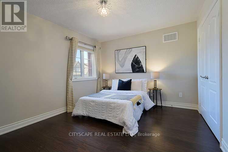Photo 29 of 3170 Southwind Road, Mississauga ON
