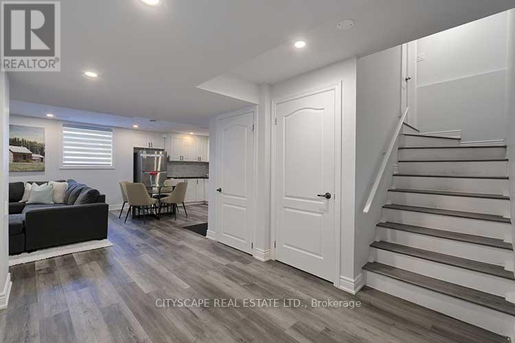 Photo 5 of 3170 Southwind Road, Mississauga ON