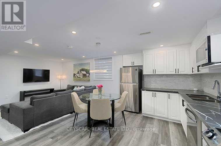 Photo 26 of 3170 Southwind Road, Mississauga ON