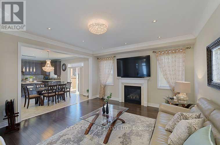 Photo 33 of 3170 Southwind Road, Mississauga ON