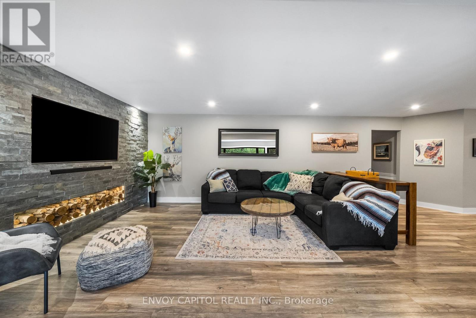 Photo 17 of 11636 6th Line, Milton ON