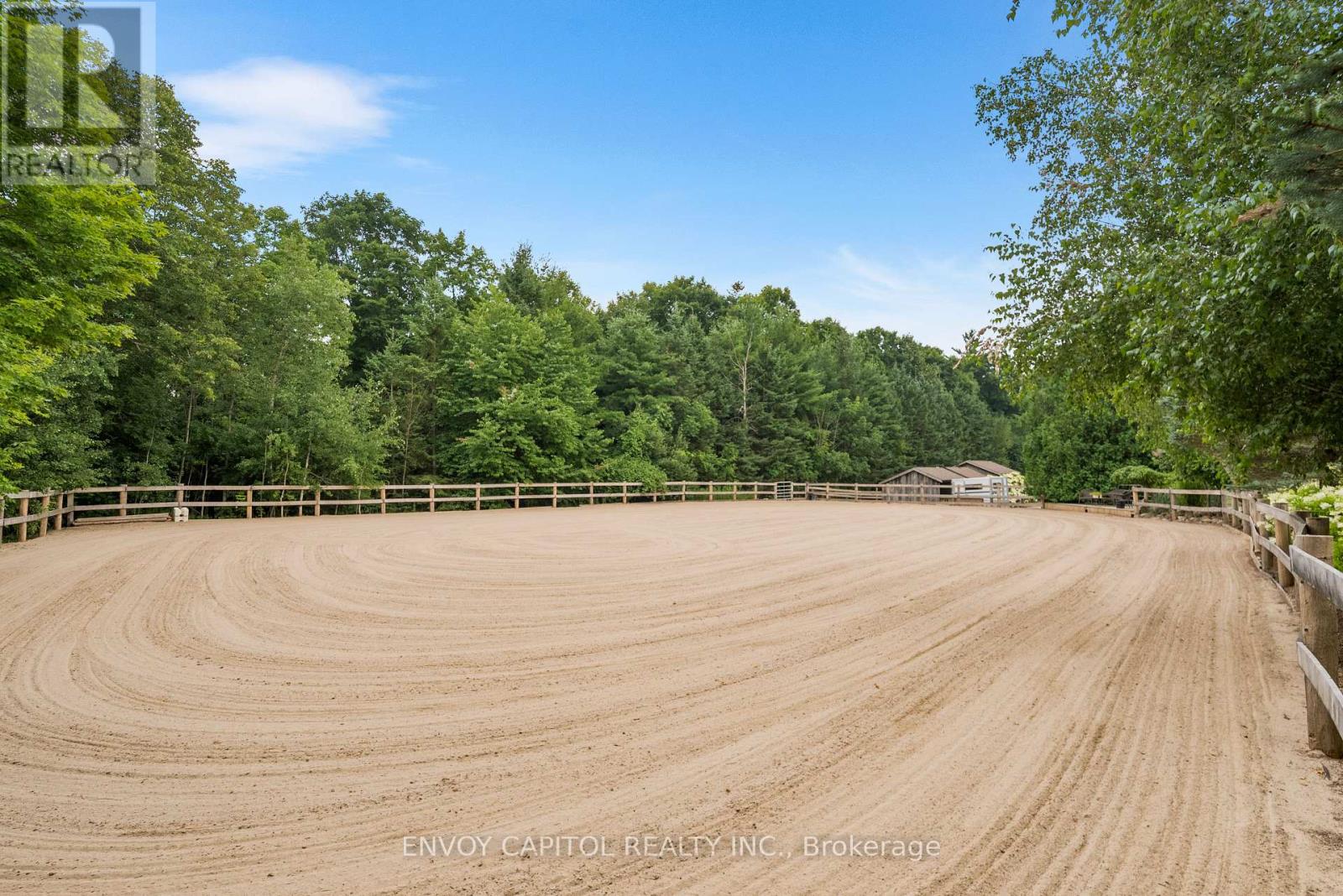 Photo 38 of 11636 6th Line, Milton ON