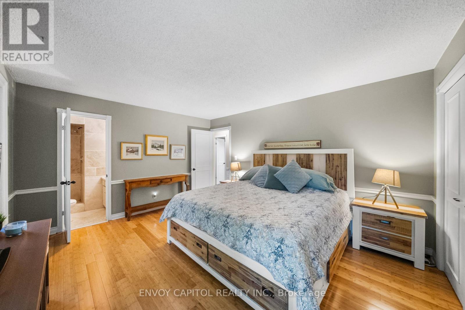 Photo 20 of 11636 6th Line, Milton ON
