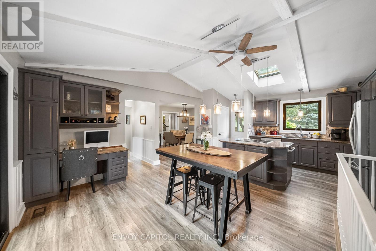Photo 9 of 11636 6th Line, Milton ON
