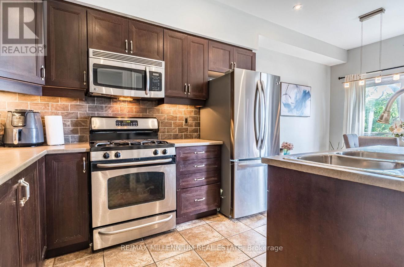 Photo 8 of 36 Myers Lane, Hamilton ON