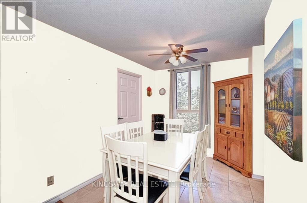 Photo 45 of 401 24 Marilyn Drive N, Guelph ON
