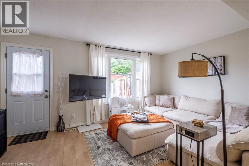 Photo 6 of 379 Darling Street Unit 17, Brantford ON