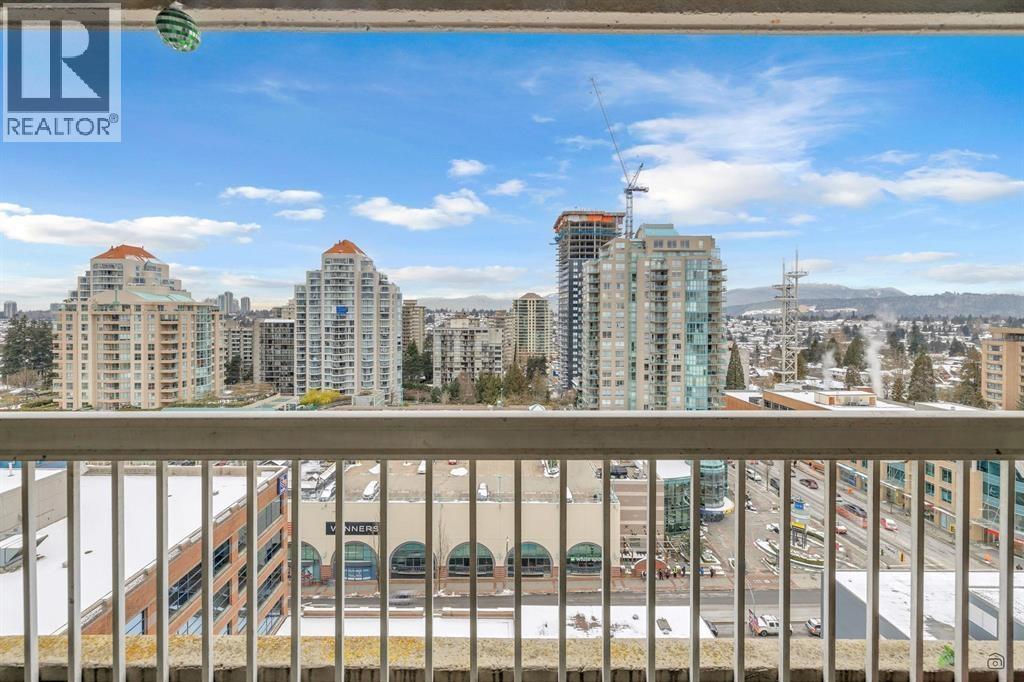 Photo 4 of 1505 615 Belmont Street, New Westminster BC