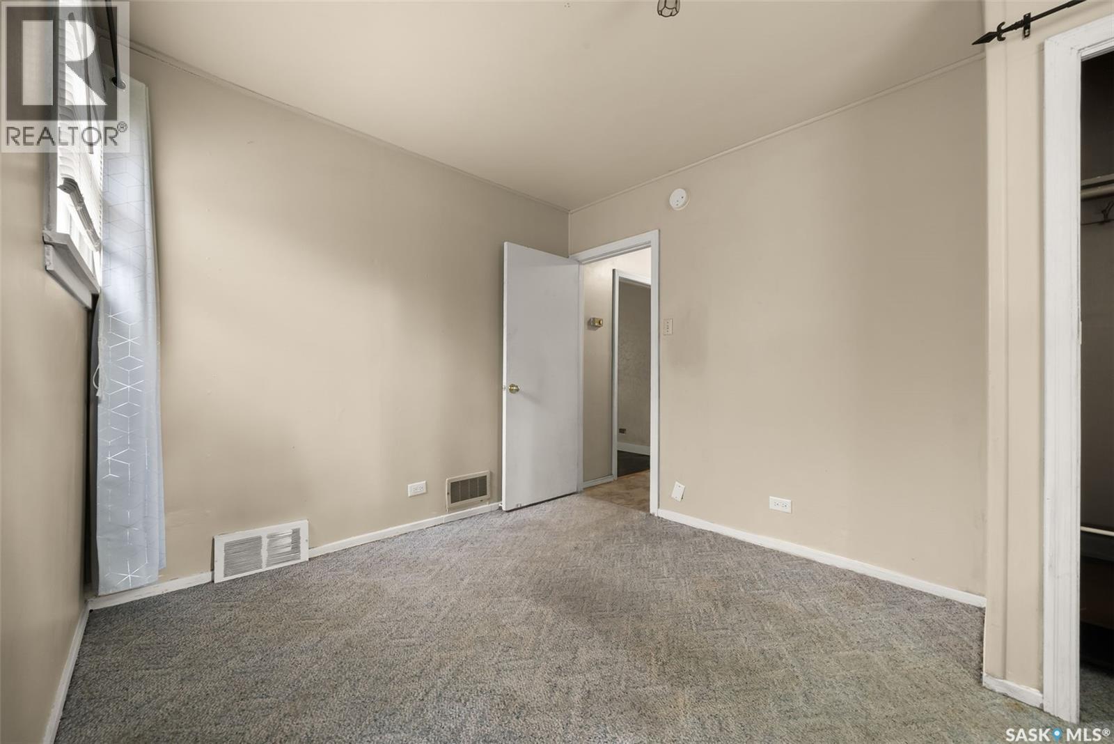 Photo 12 of 1270 Pasqua Street, Regina SK