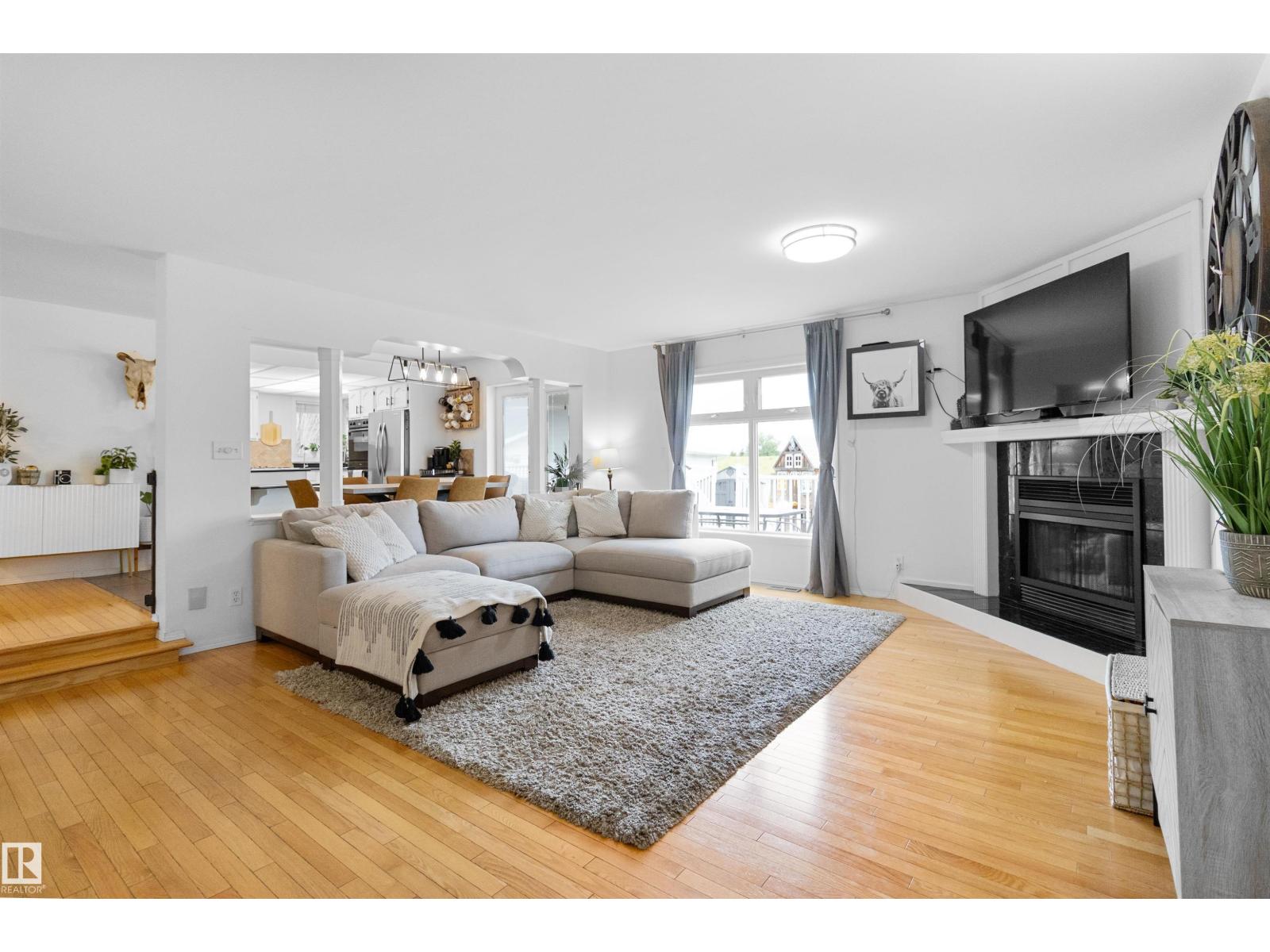 Photo 21 of 4520 124 Av Nw, Edmonton AB