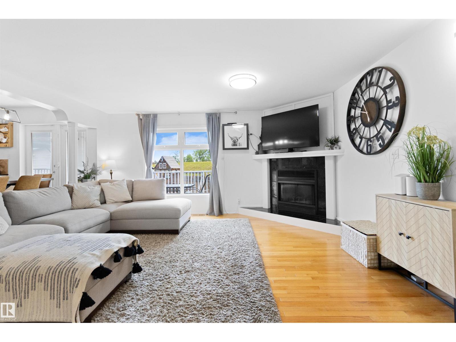 Photo 22 of 4520 124 Av Nw, Edmonton AB