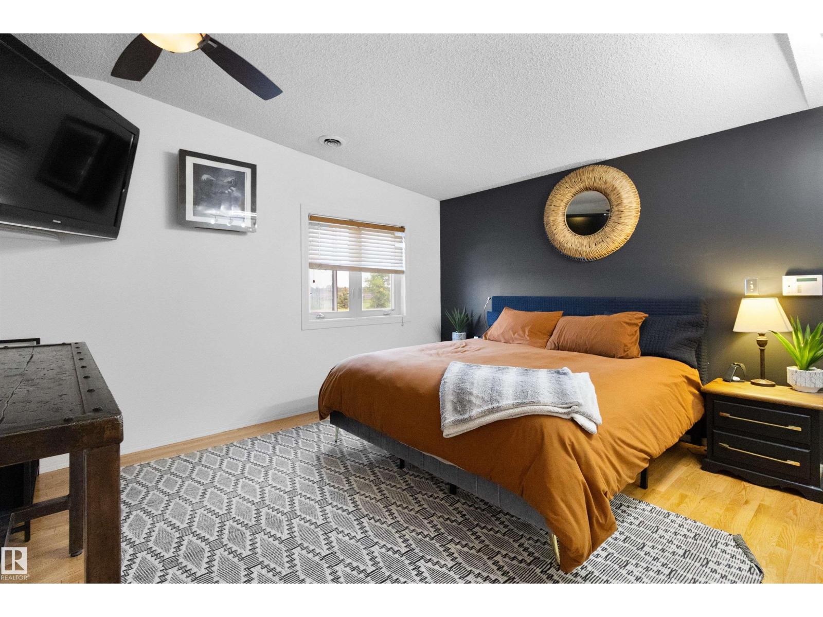Photo 27 of 4520 124 Av Nw, Edmonton AB
