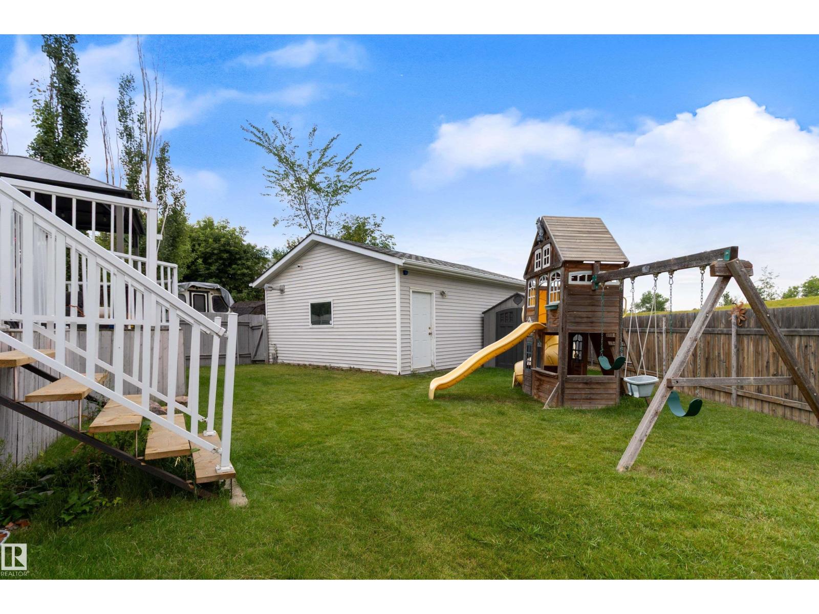 Photo 50 of 4520 124 Av Nw, Edmonton AB