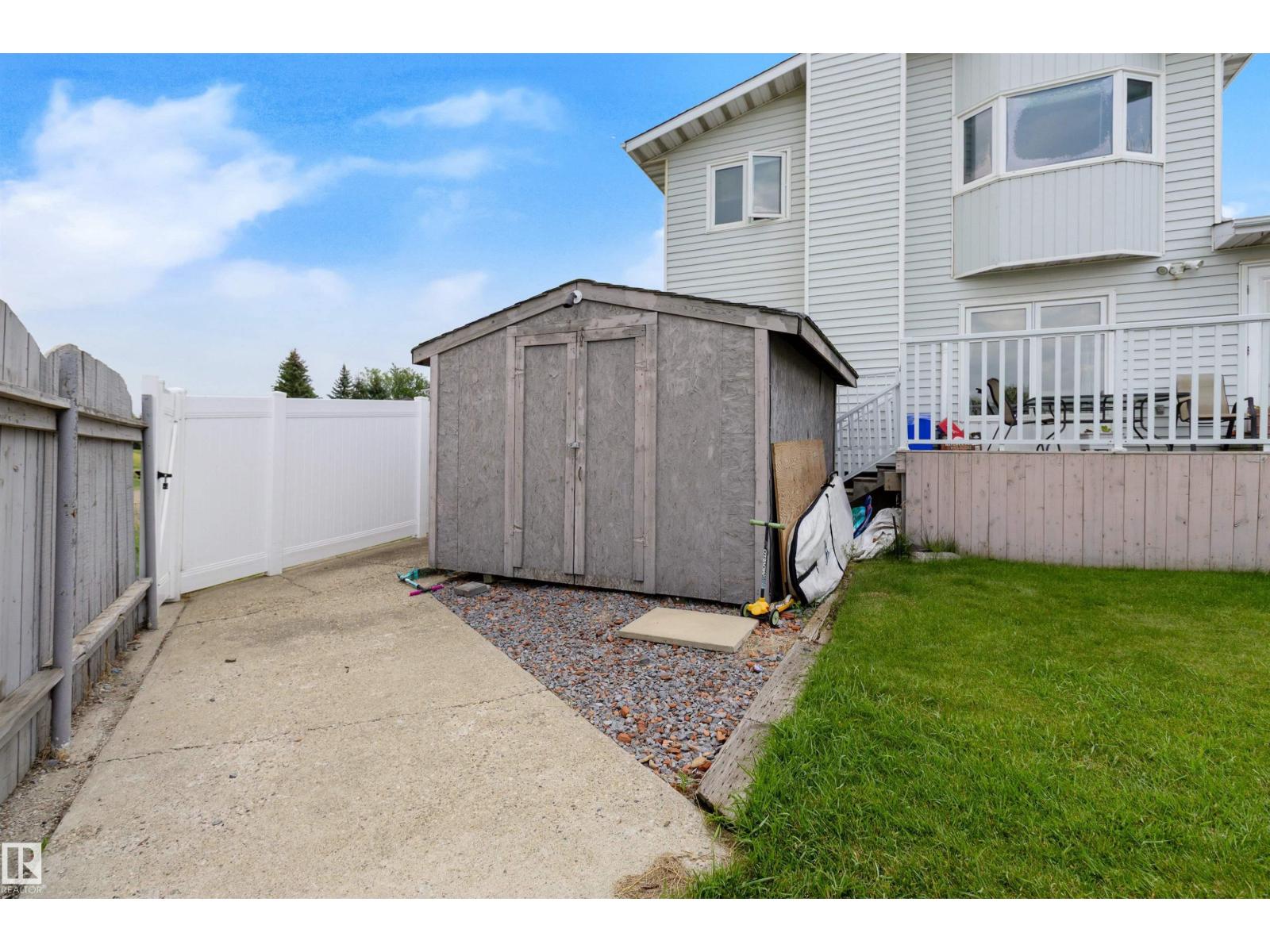 Photo 51 of 4520 124 Av Nw, Edmonton AB