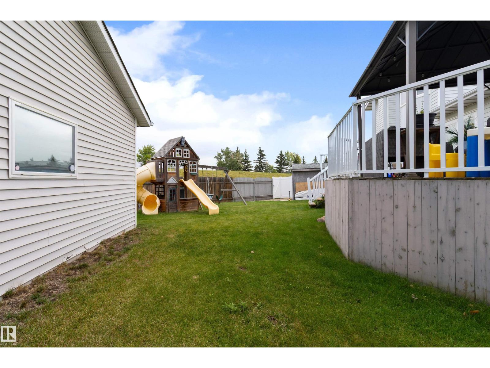 Photo 53 of 4520 124 Av Nw, Edmonton AB
