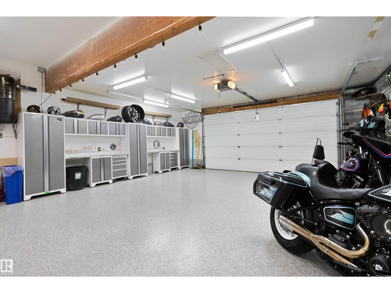 Photo 57 of 4520 124 Av Nw, Edmonton AB