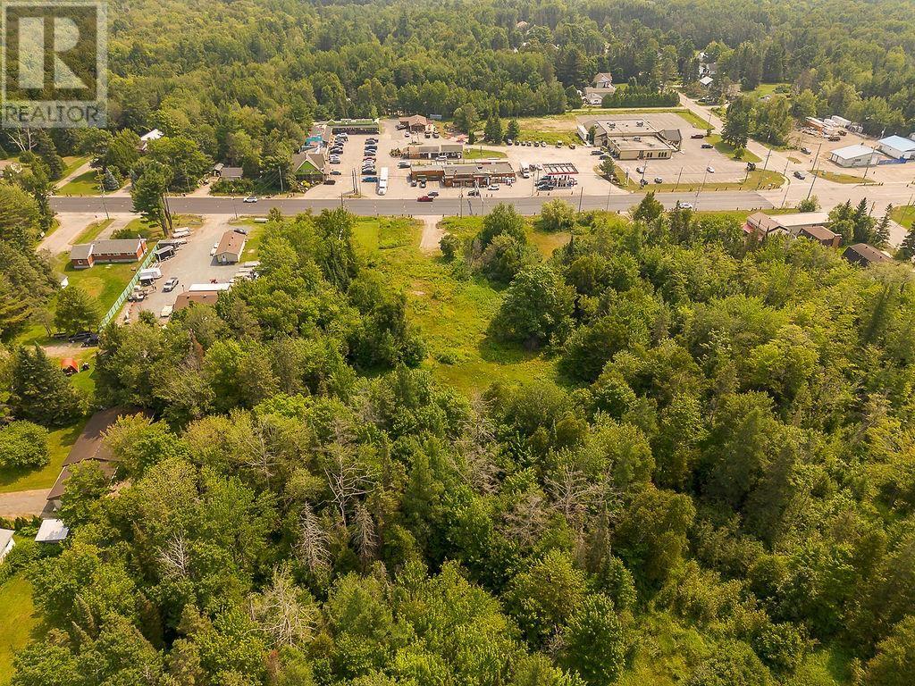 Photo 17 of 1343 Great Northern Rd, Sault Ste Marie ON