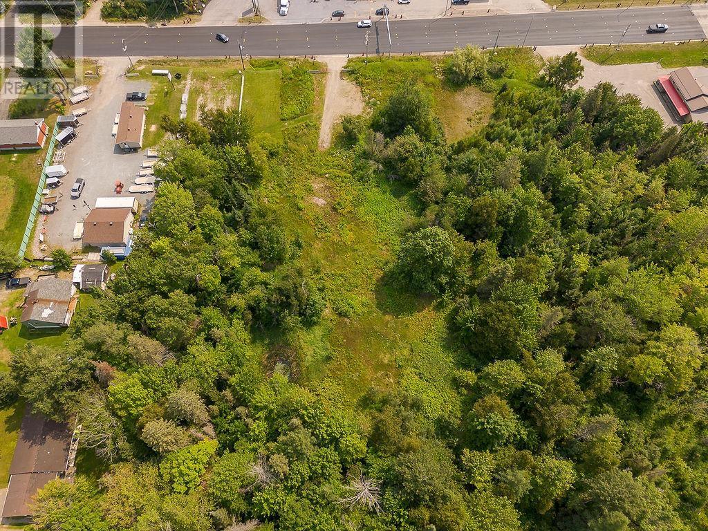 Photo 7 of 1343 Great Northern Rd, Sault Ste Marie ON