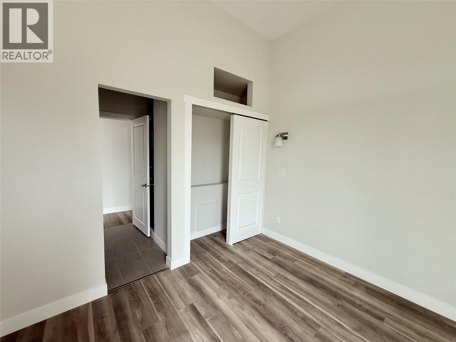 937 SPILLWAY Road Unit# 104, Oliver