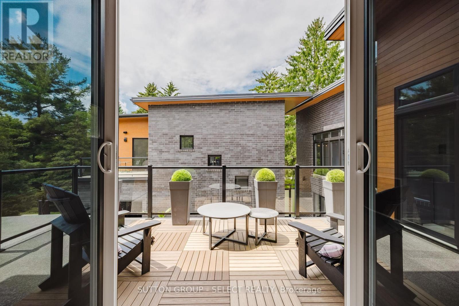 Photo 43 of 9385 Elviage Drive, London South ON