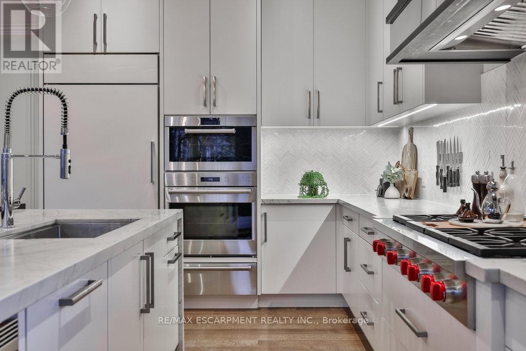 Photo 14 of 1293 Woodland Avenue, Mississauga ON