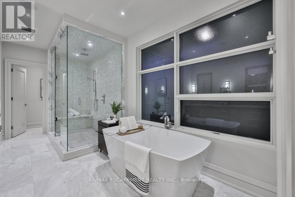 Photo 25 of 1293 Woodland Avenue, Mississauga ON