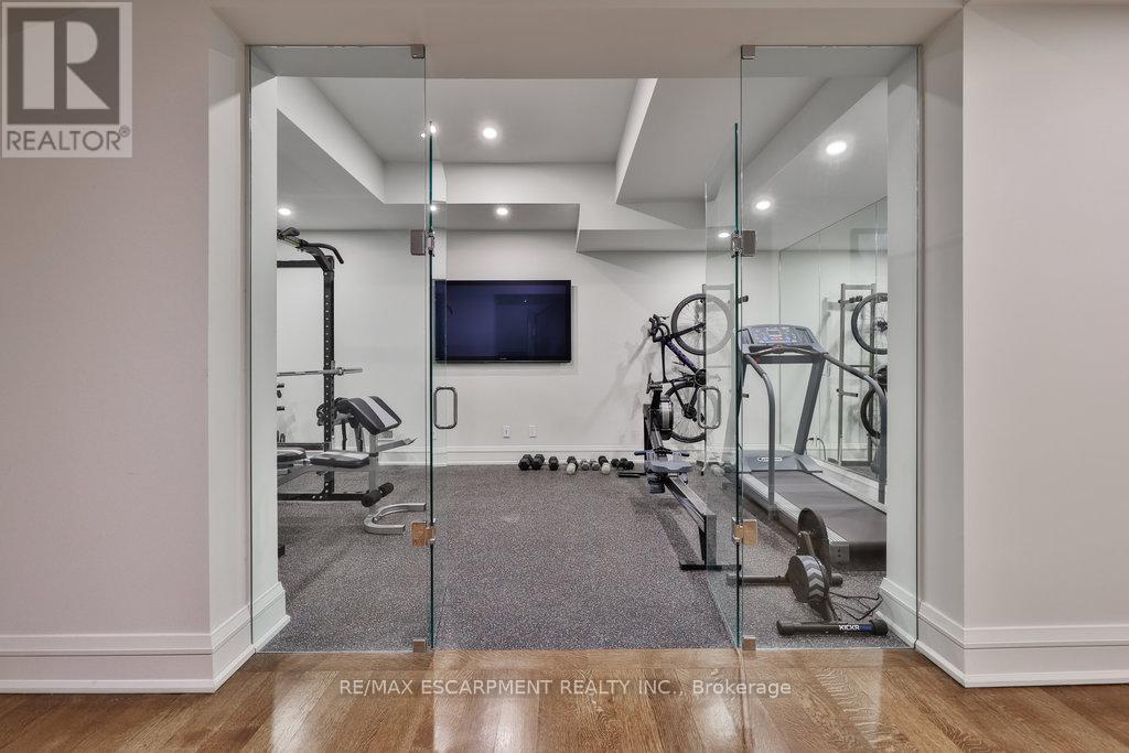 Photo 30 of 1293 Woodland Avenue, Mississauga ON