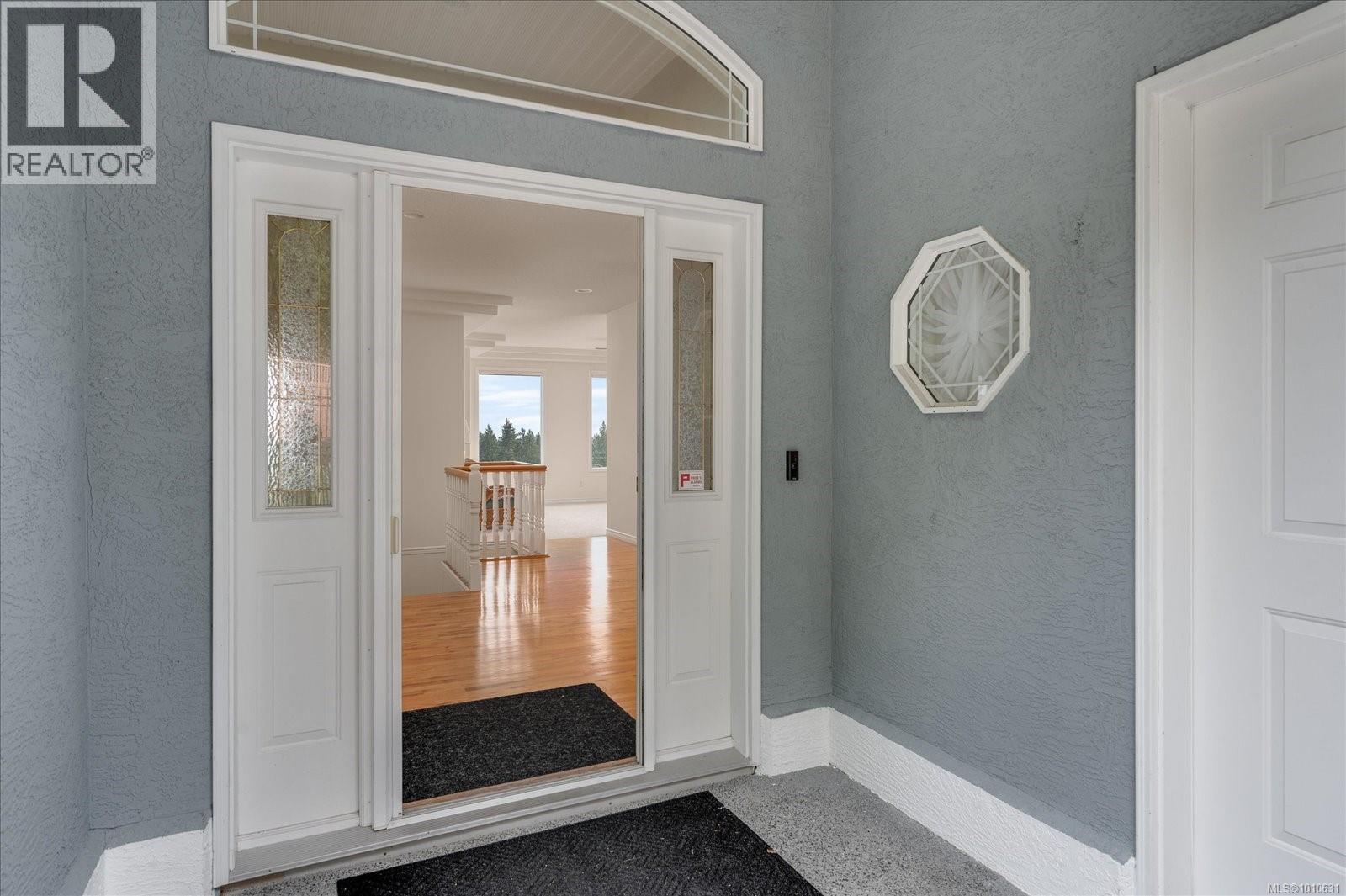 Photo 5 of 4072 Eagle View Dr, Nanaimo BC