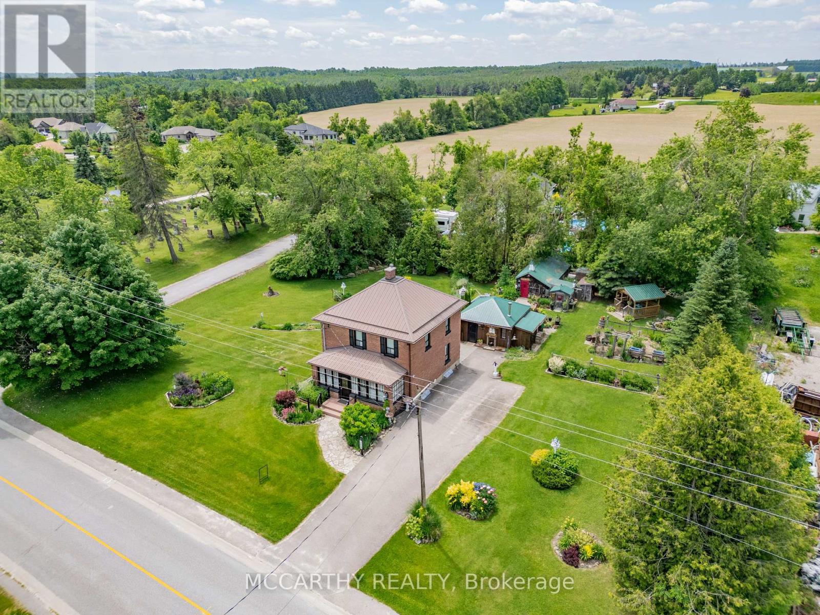 Photo 3 of 260 Main Street, Melancthon ON