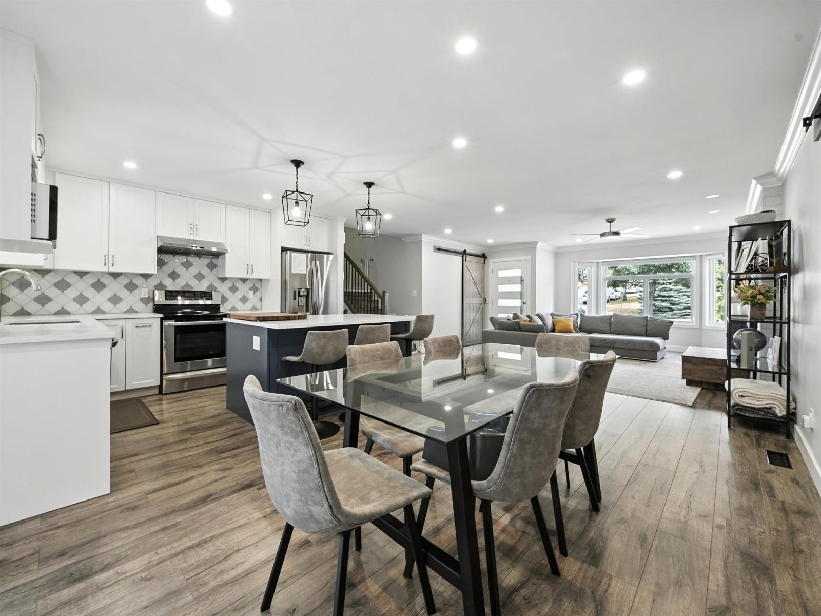 Photo 9 of 14308 68 A Avenue, Surrey BC