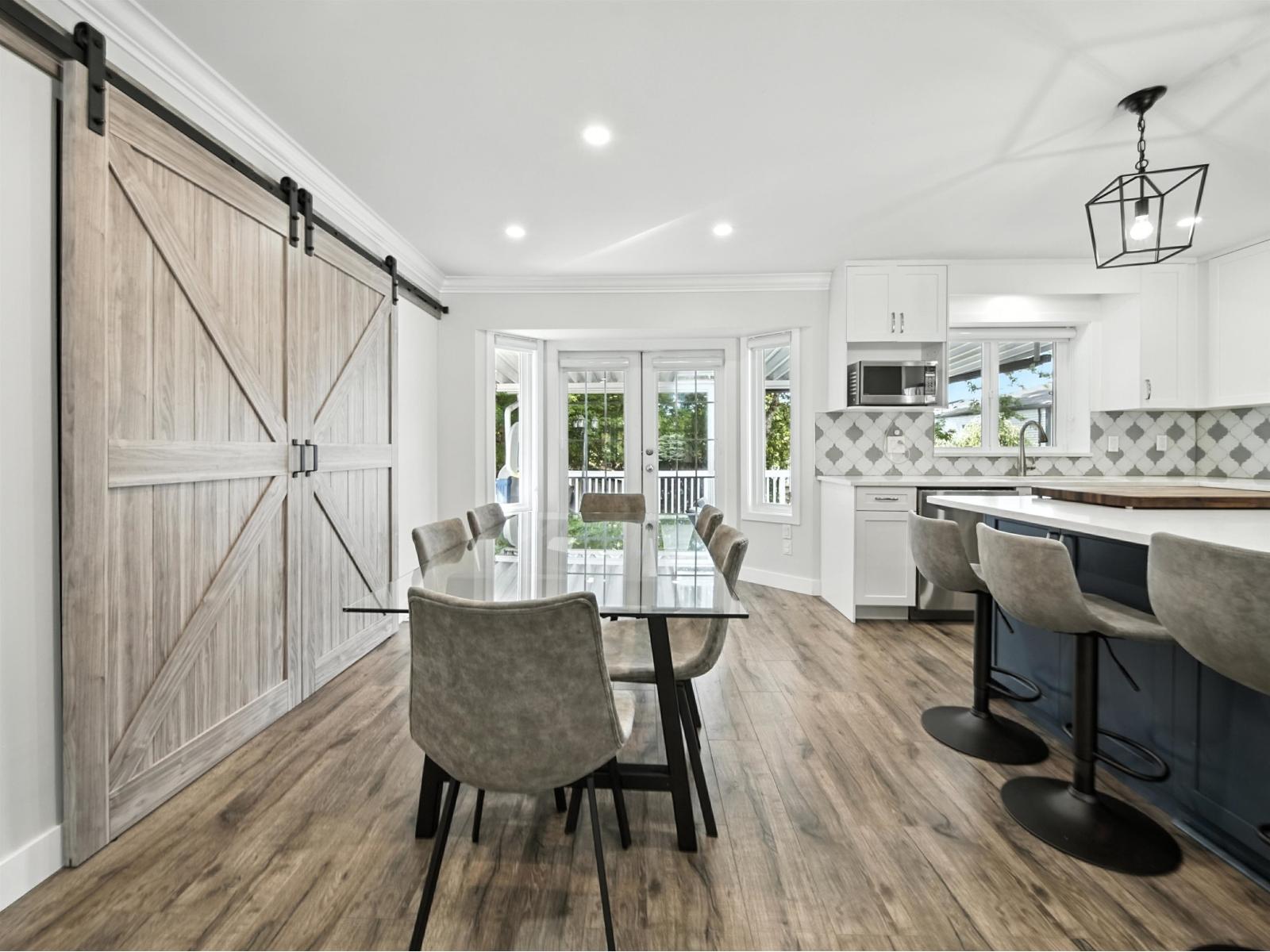Photo 8 of 14308 68 A Avenue, Surrey BC