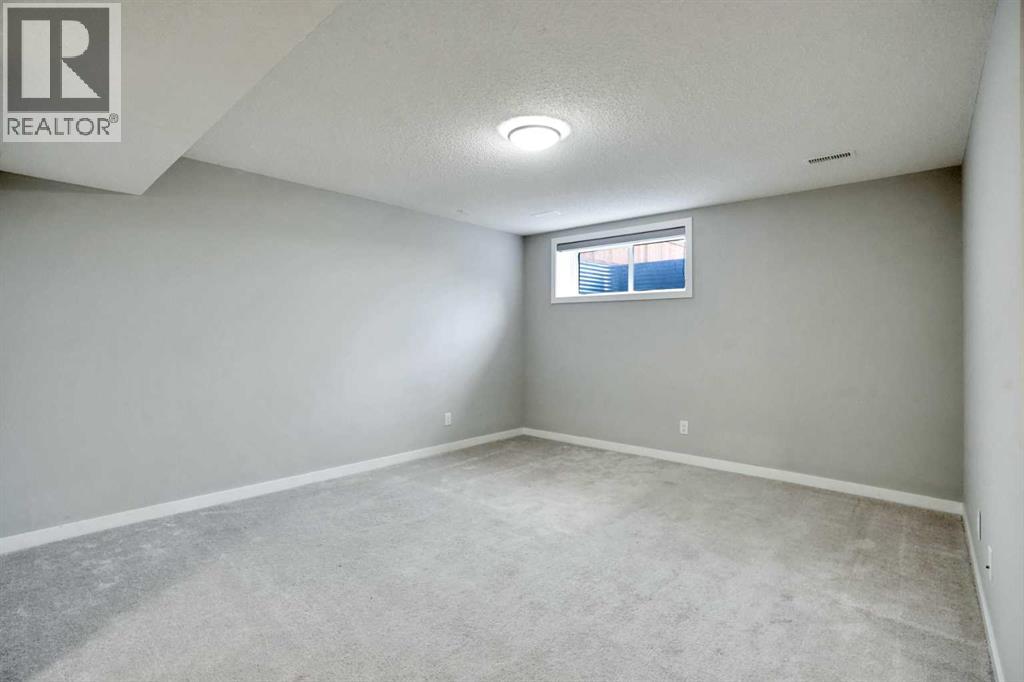 Photo 6 of 186 Carringvue Park Nw, Calgary AB