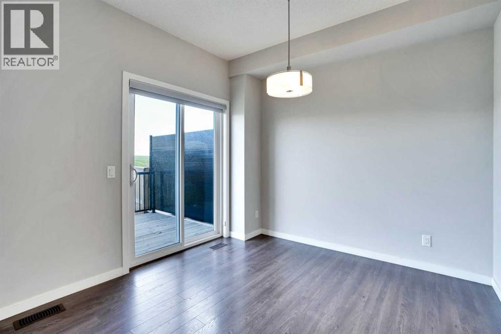Photo 15 of 186 Carringvue Park Nw, Calgary AB