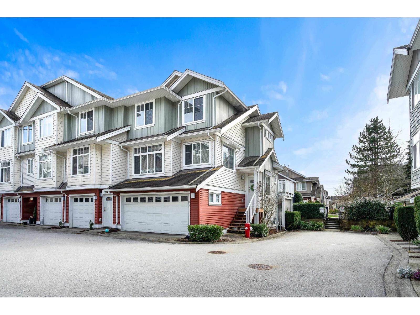 Photo 28 of 32 19480 66 Avenue, Surrey BC