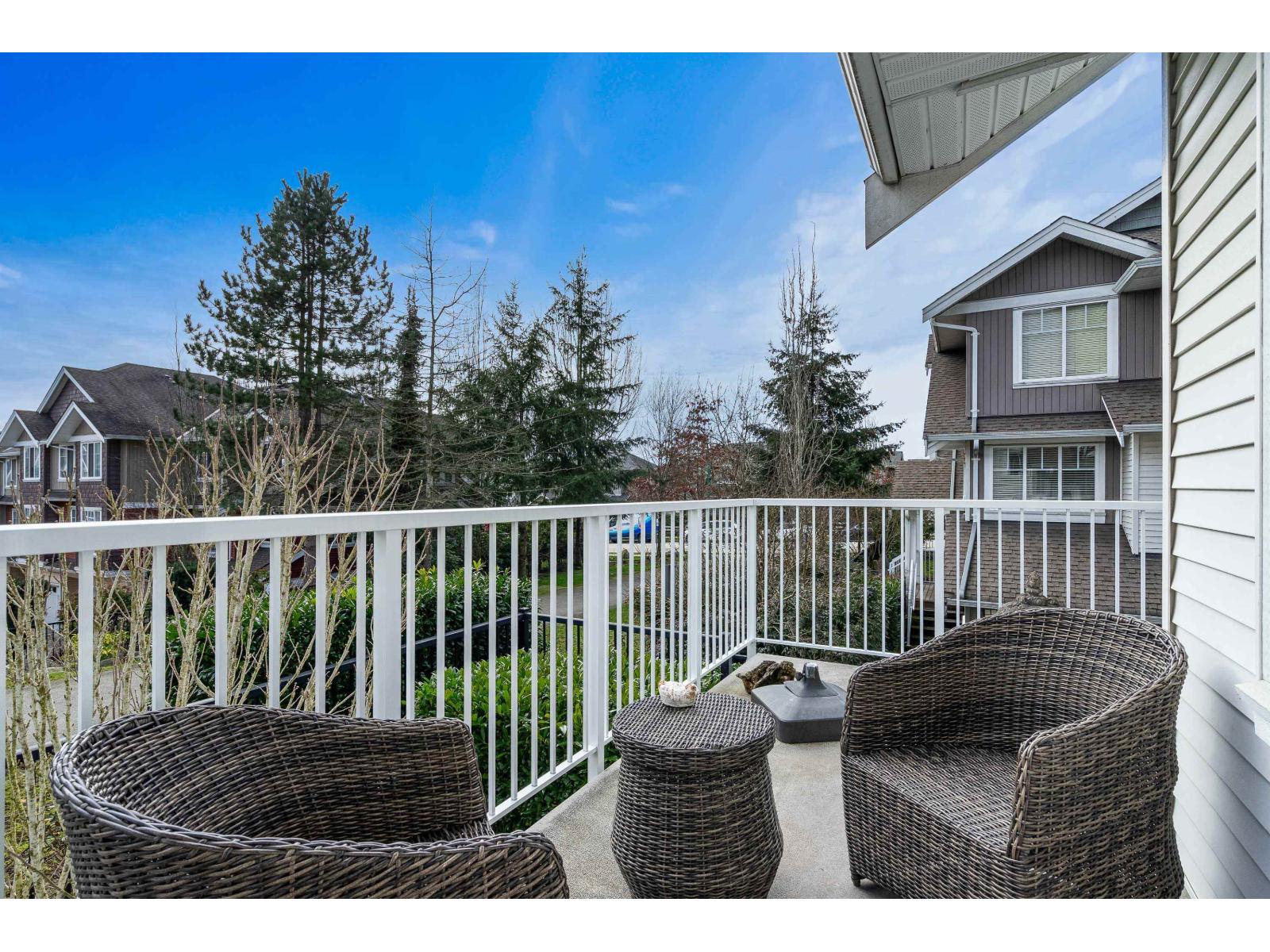 Photo 37 of 32 19480 66 Avenue, Surrey BC