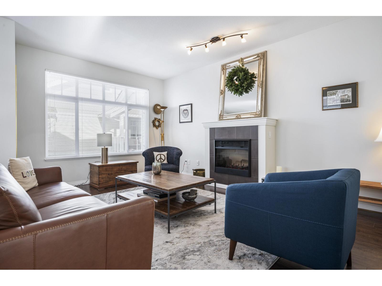 Photo 10 of 32 19480 66 Avenue, Surrey BC