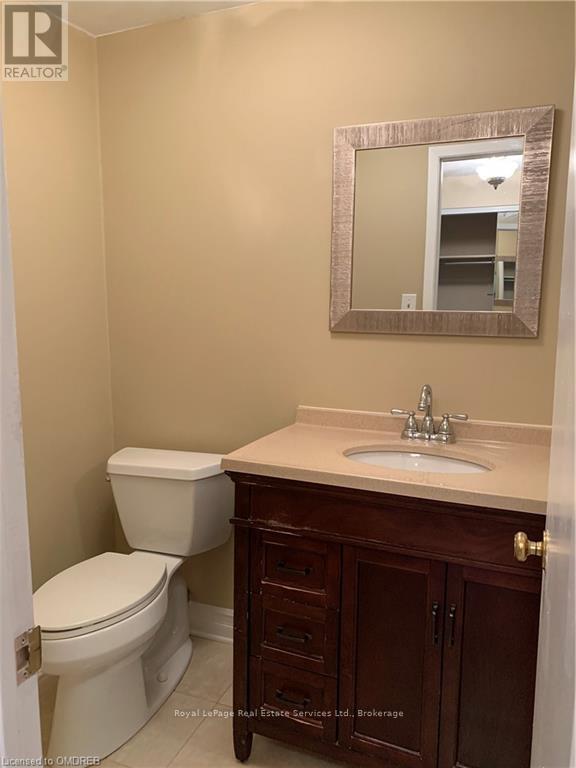 Photo 14 of 2262 Margot Street, Oakville ON