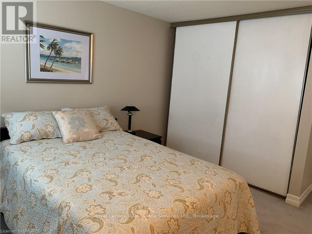 Photo 16 of 2262 Margot Street, Oakville ON