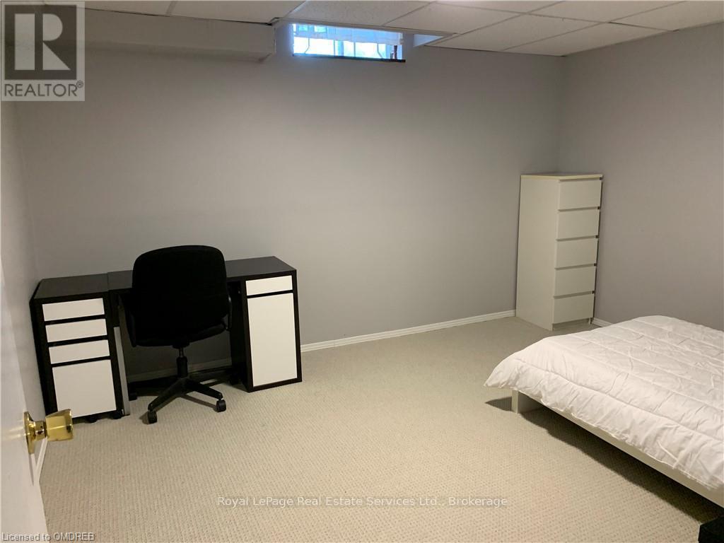 Photo 24 of 2262 Margot Street, Oakville ON