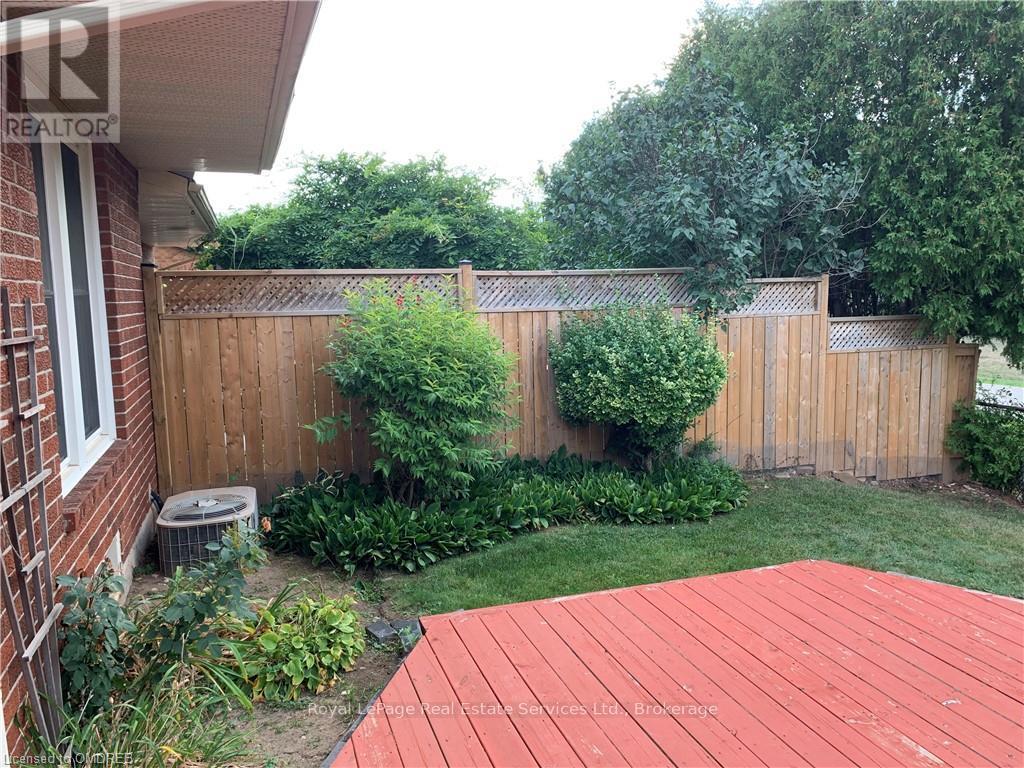 Photo 28 of 2262 Margot Street, Oakville ON