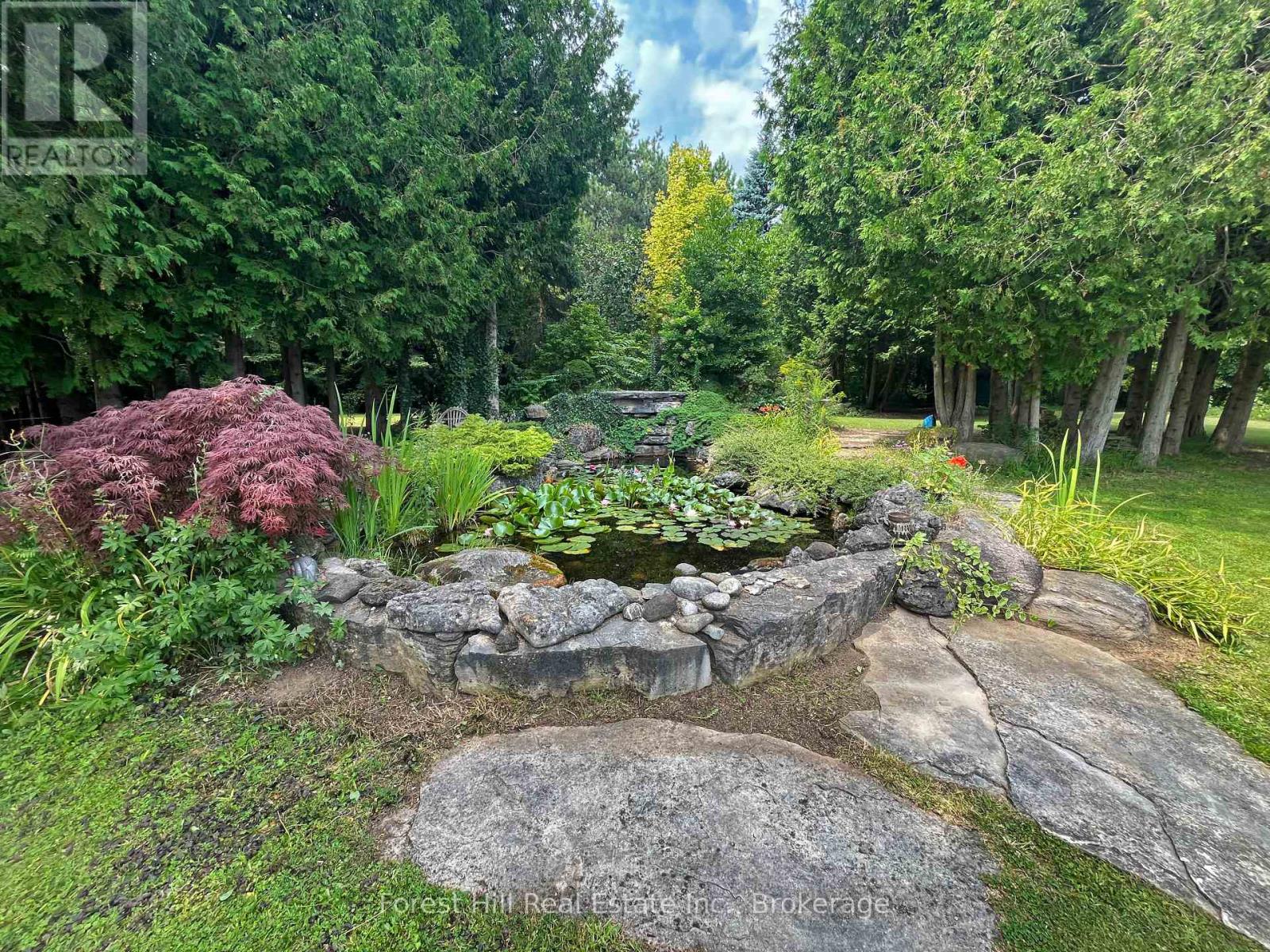 Photo 35 of 104 Mckay Court, Meaford ON