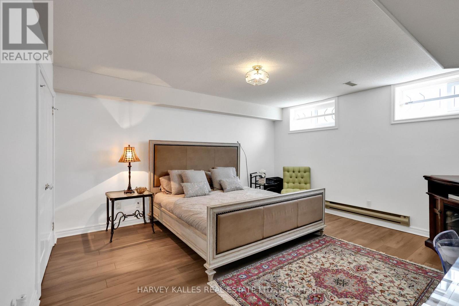 Photo 40 of 42 Grangemill Crescent, Toronto ON