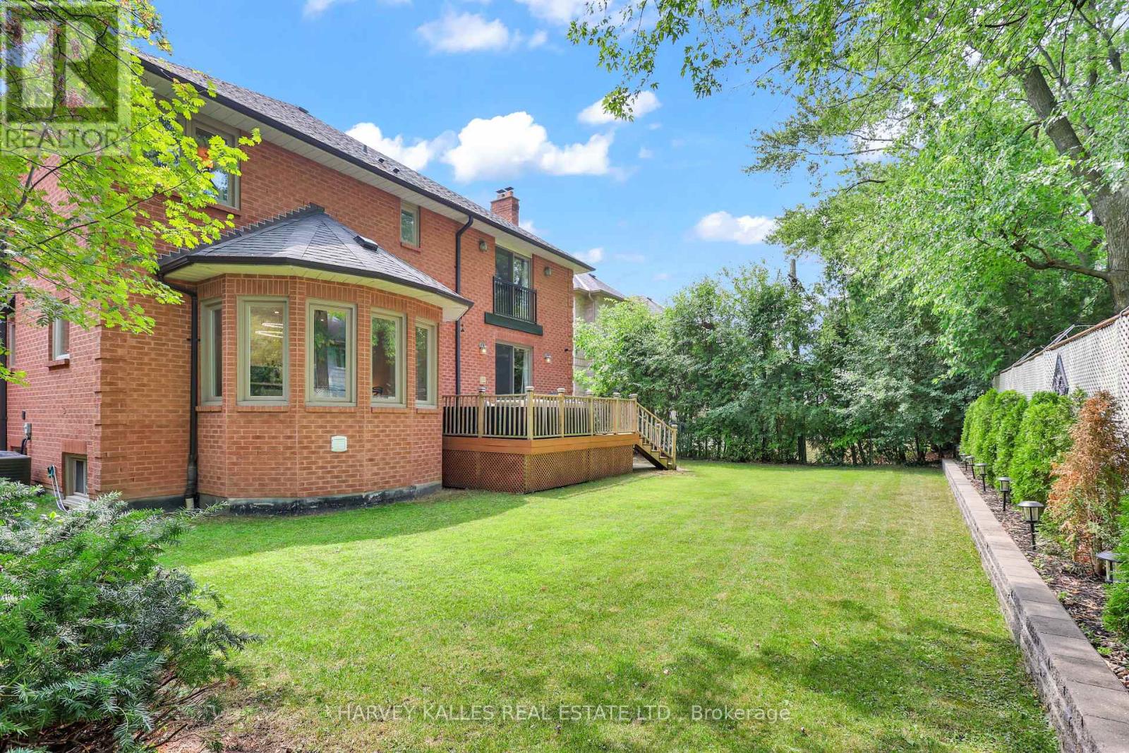 Photo 49 of 42 Grangemill Crescent, Toronto ON