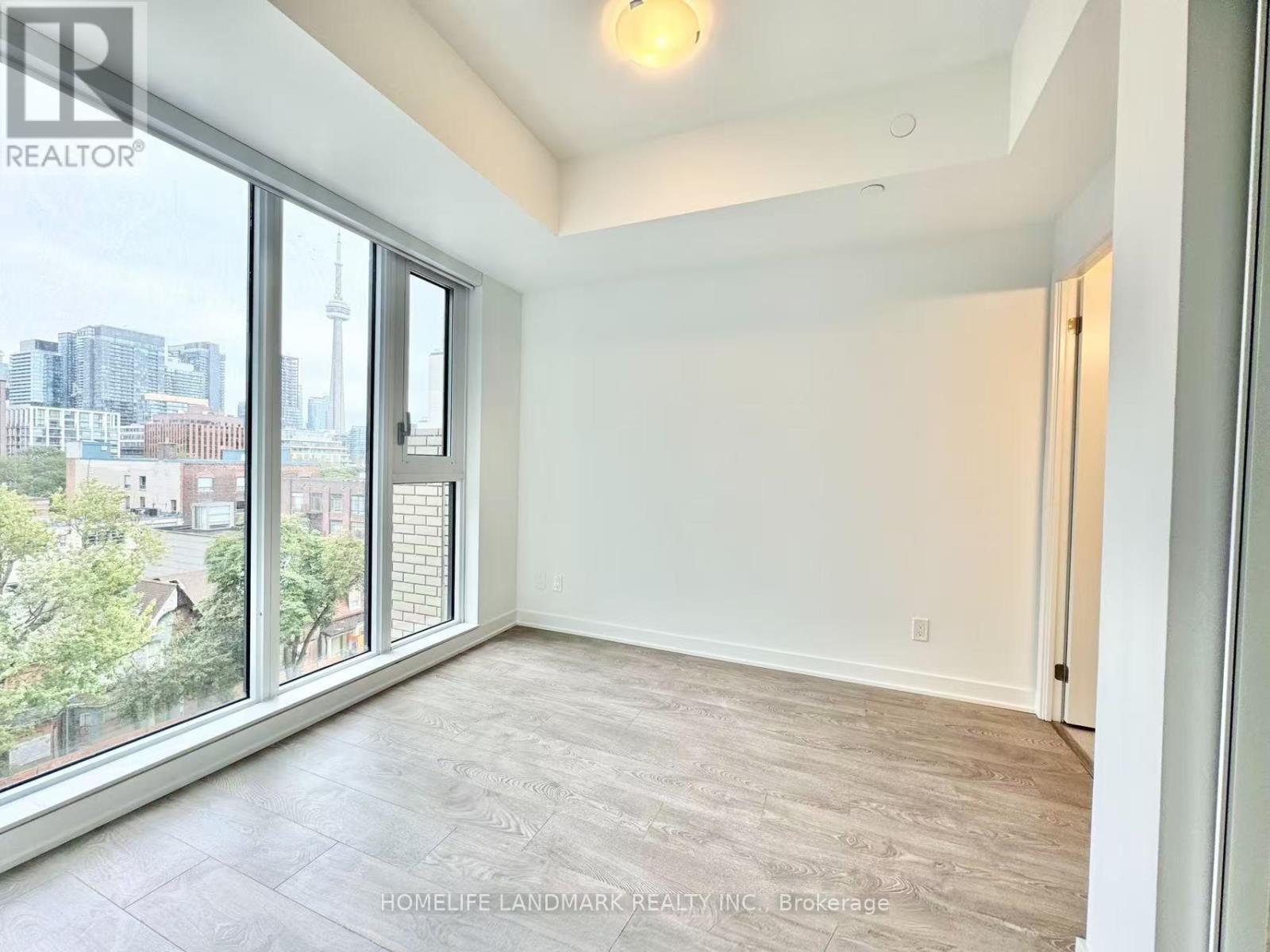 Photo 3 of 613 543 Richmond Street W, Toronto ON