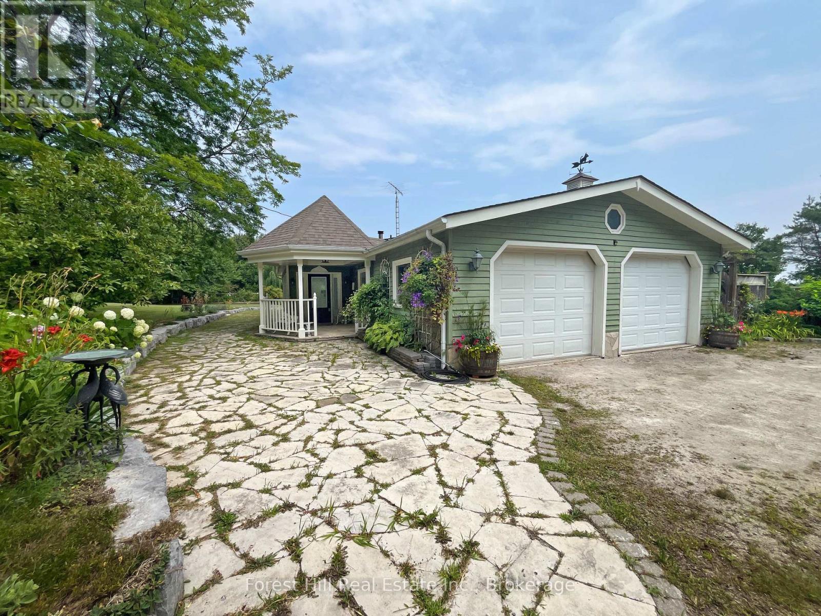 Photo 23 of 104 Mckay Court, Meaford ON